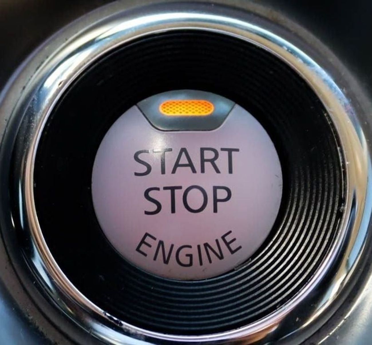 Nissan Maxima SV 3.5L Nissan Maxima 3.5 L 2020 GCC, full option, accident-free, in condition, 991 P.M