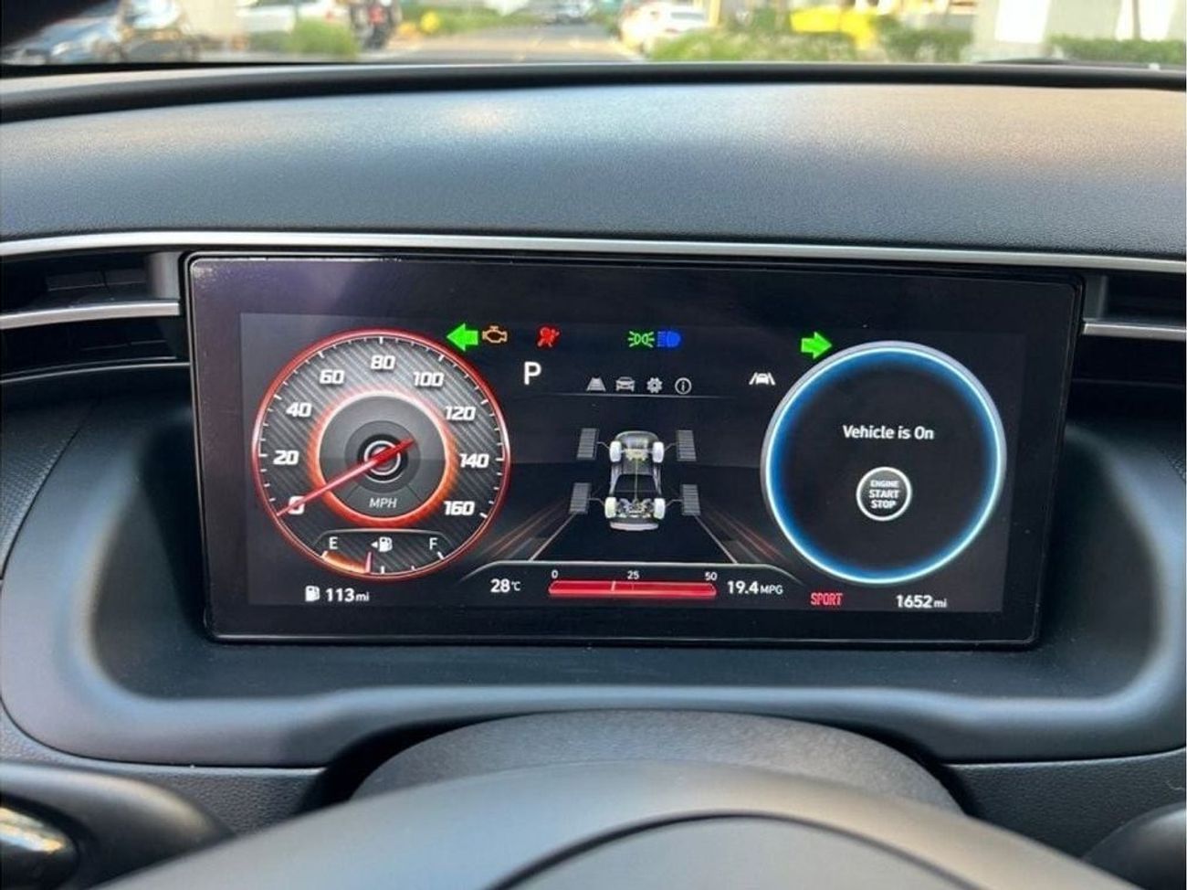 هيونداي سانتا كروز FULL OPTION KM 1400 4X4 PUSH START SUNROOF