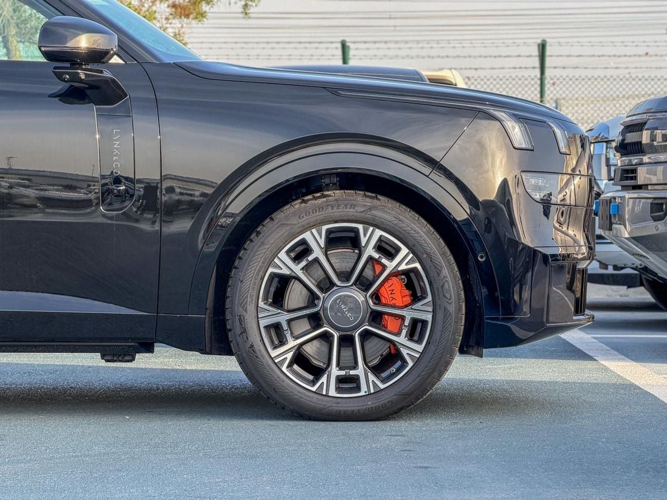 Lynk & Co 900 Lynk & Co 900 ULTRA 2025