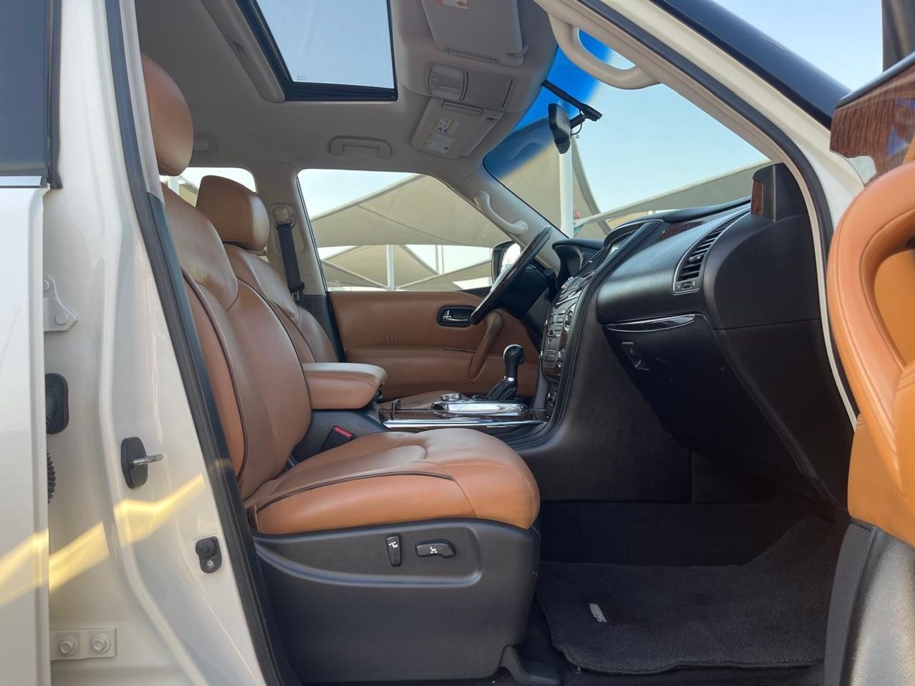 Nissan Patrol LE Platinum Nissan Patrol Titanium _GCC_2014_Excellent Condition _Full option