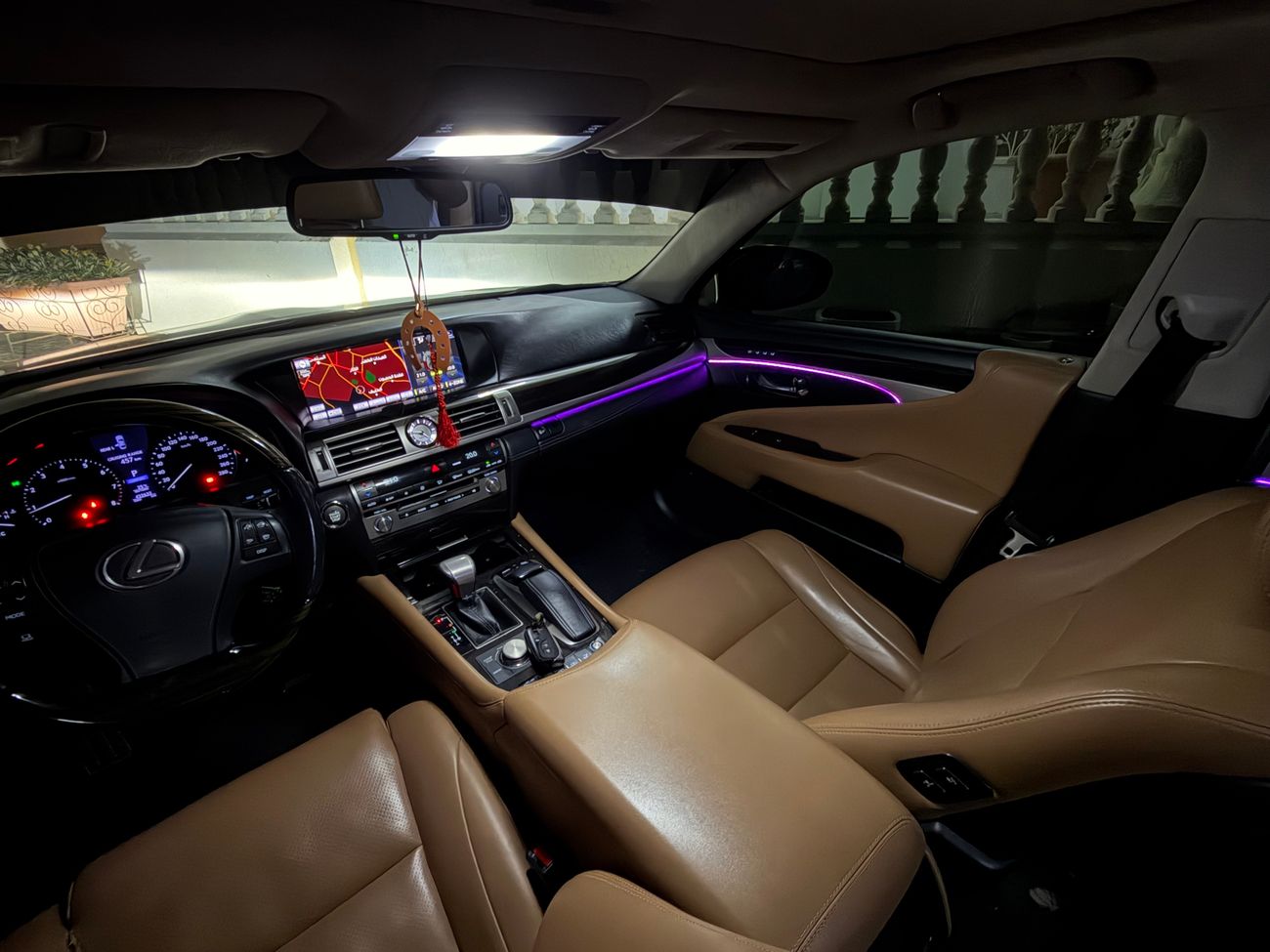 لكزس LS 460 premier 4WD LS 460