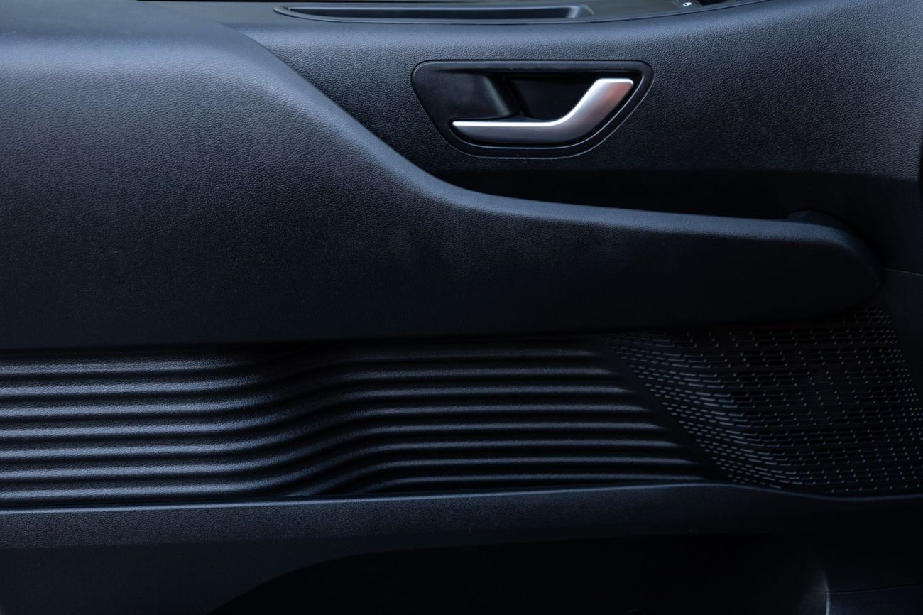 Hyundai Staria 3.5L Luxury (7 Seater)