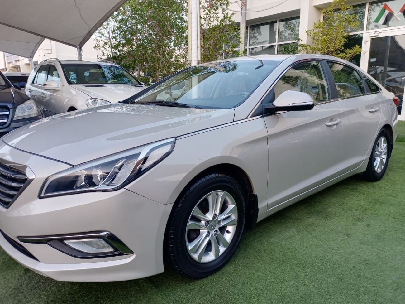 Hyundai Sonata SE 2.4L