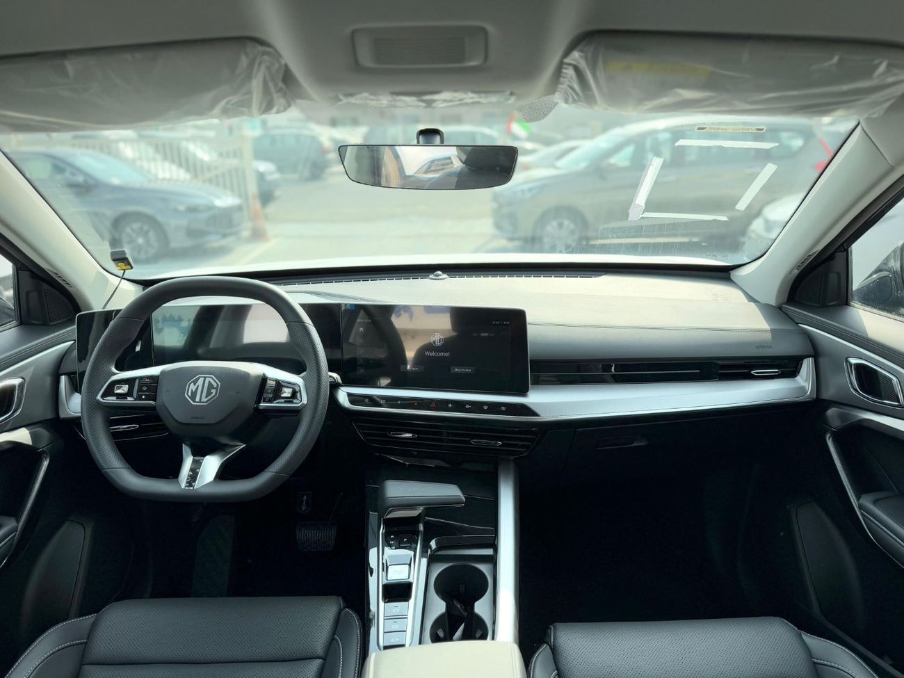 أم جي وان STD 1.5L Petrol FWD 2024 GCC Export Price @ 49,900 AED