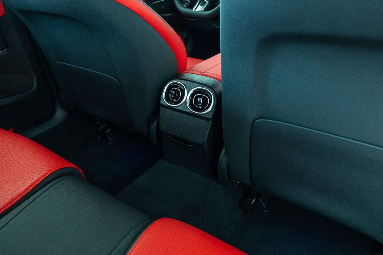 Mercedes-Benz C 200 MERCEDES BENZ C200L SPORT 1.5T FULL OPTION MODEL 2025