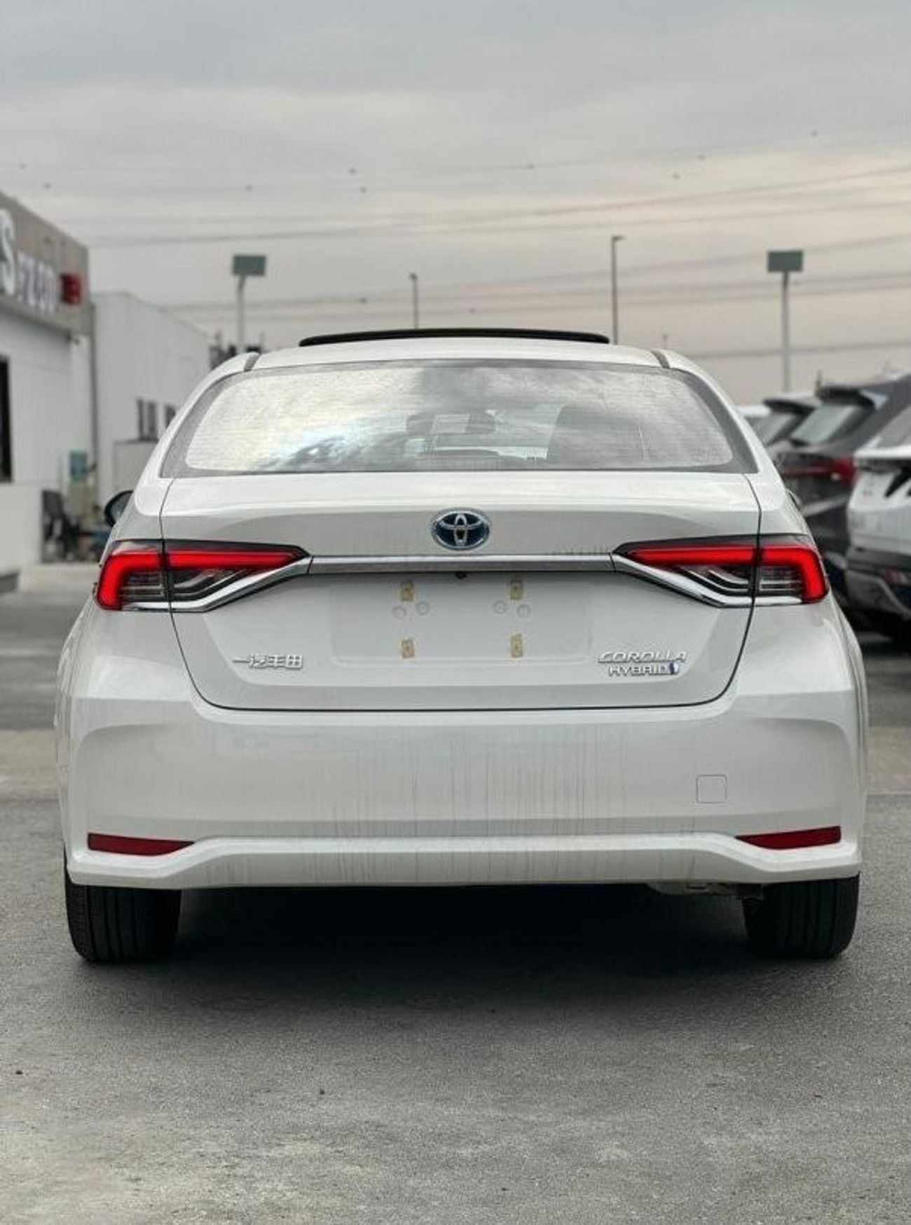 تويوتا كورولا 1.8 L hybrid  2024  Sunroof  Cross control  Audio control  China spec