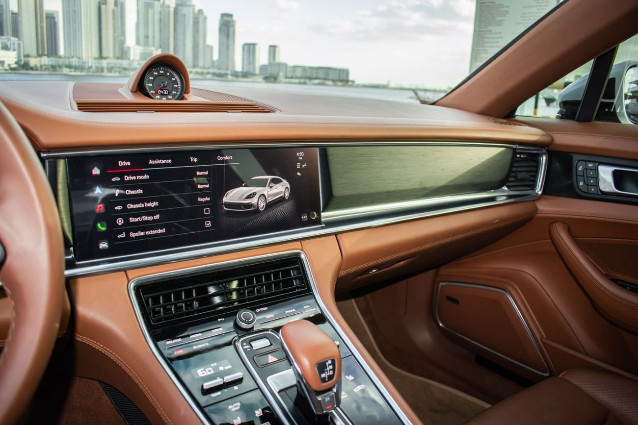 Porsche Panamera 4 3.0L