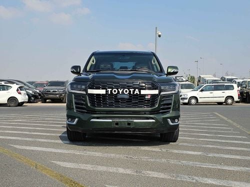 Toyota Land Cruiser Toyota landcruise 2015 Model Modified 2024 Model V8 4.5 petrol Engine Colour Green Transmission Auto