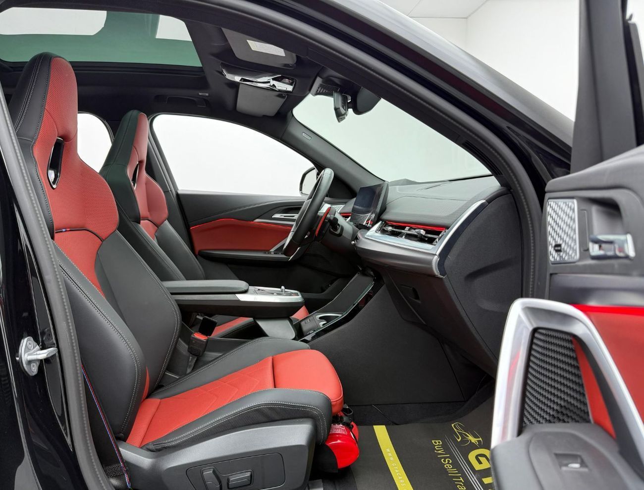 بي أم دبليو X2 2025 BMW X2 M35i, 2030 BMW Warranty + Service Pack, Fully Loaded, Excellent Condition, GCC