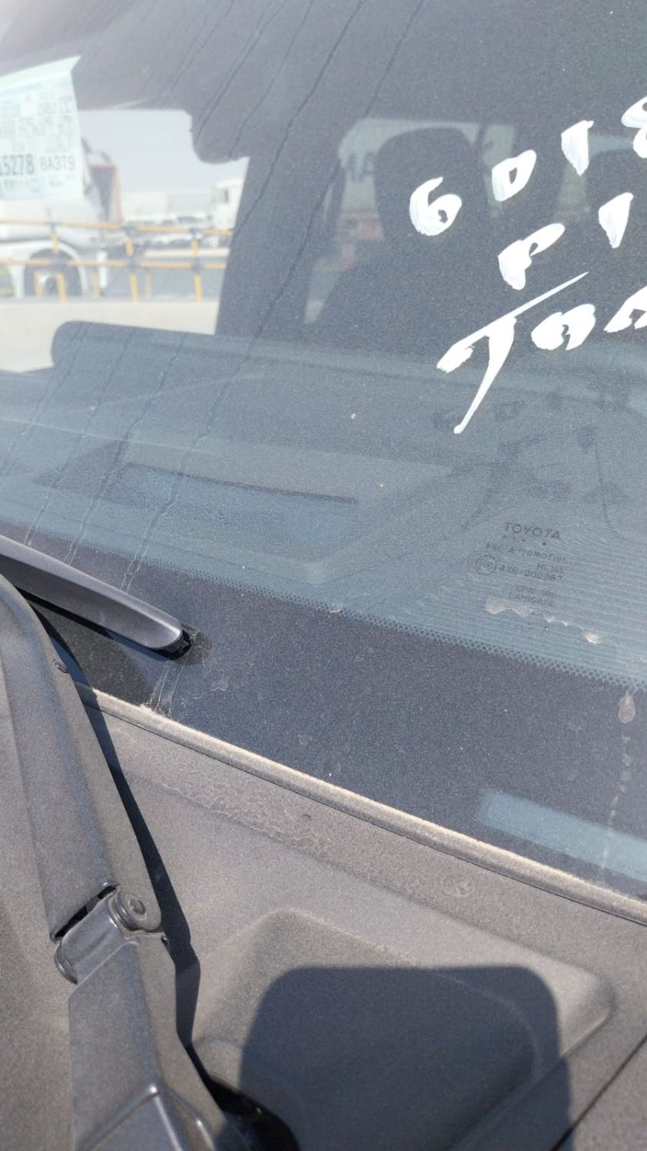 تويوتا برادو TOYOTA PRADO LUXURY + DIESEL 2.8L