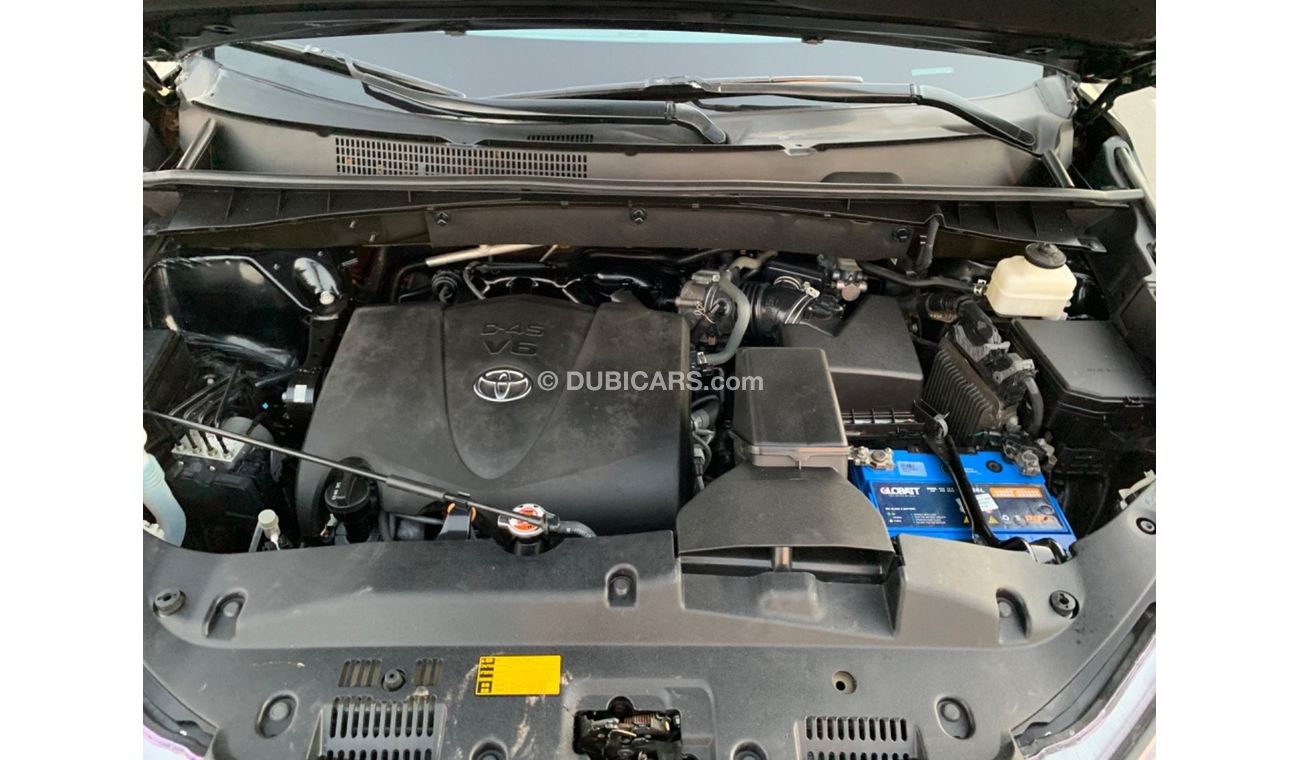 Toyota Highlander 2017 TOYOTA HIGHLANDER XLE 4x4