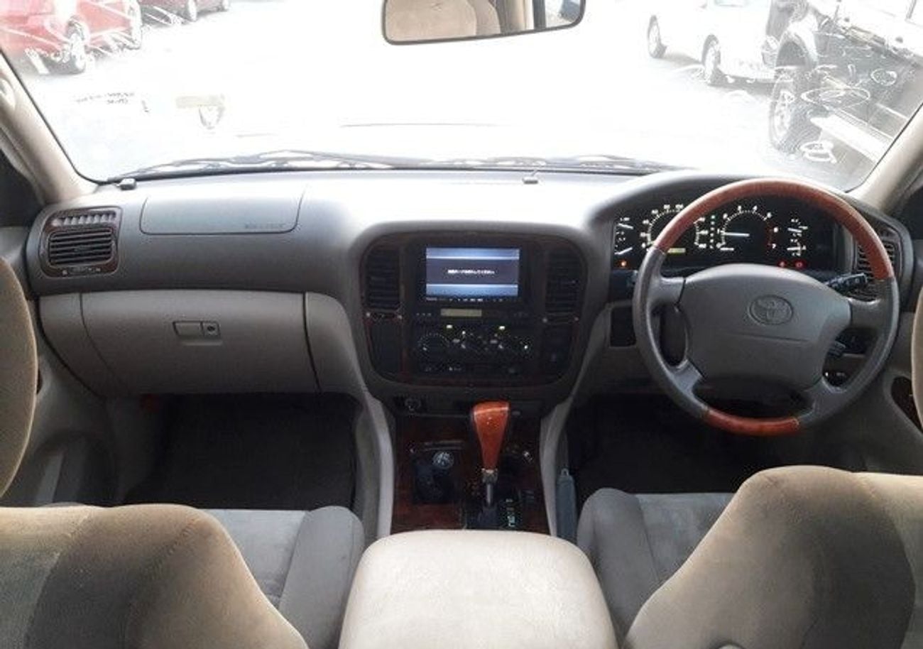 Toyota Land Cruiser TOYOTA LAND CRUISER RIGHT HAND DRIVE (PM910)