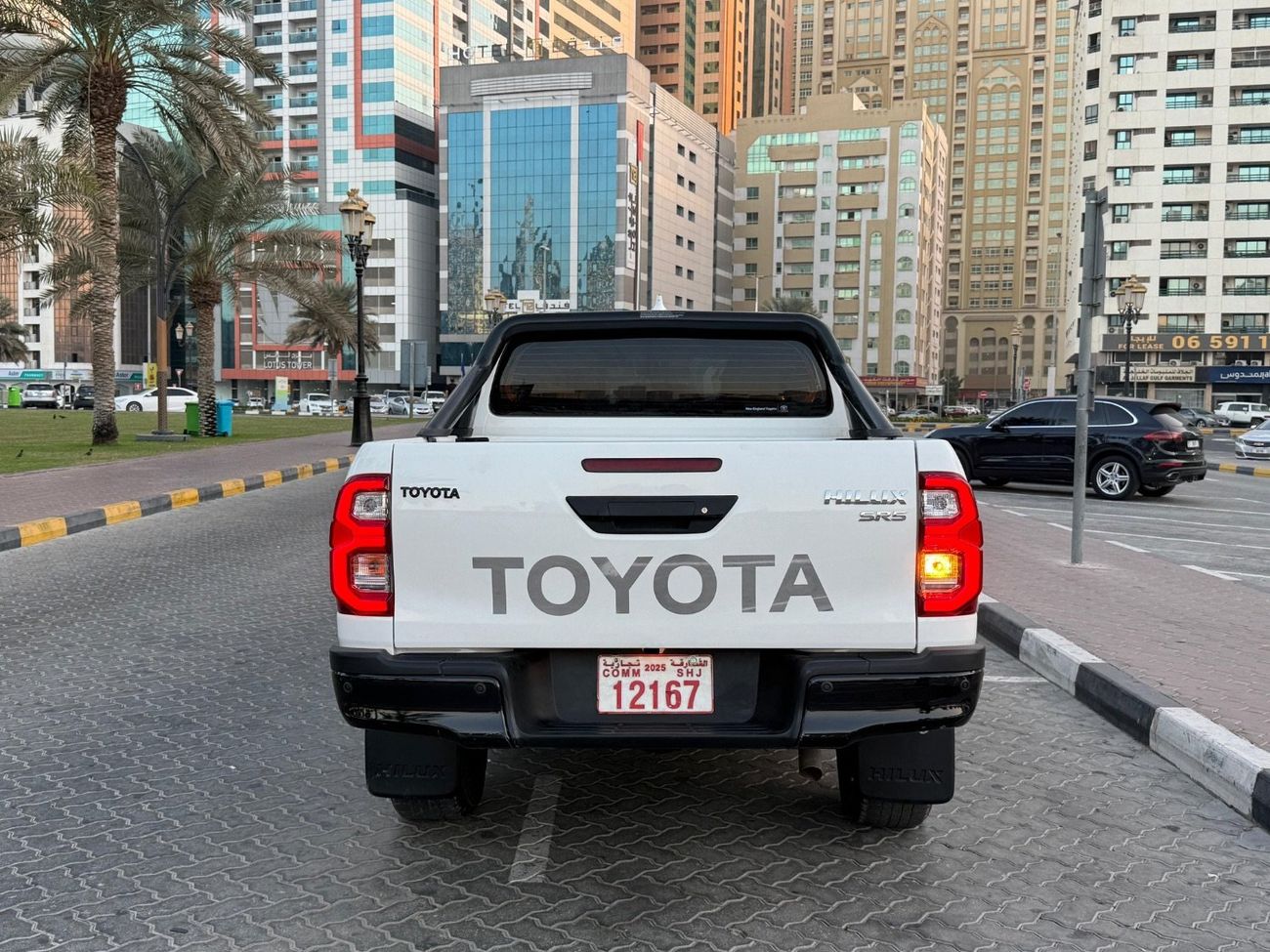 Toyota Hilux SR5 full option 4x4 top of the range export from Australia right hand drive