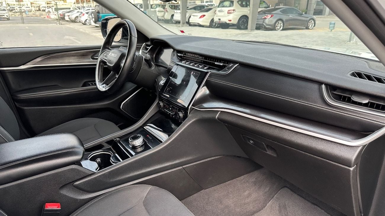 Jeep Grand Cherokee Laredo 3.6L 4WD