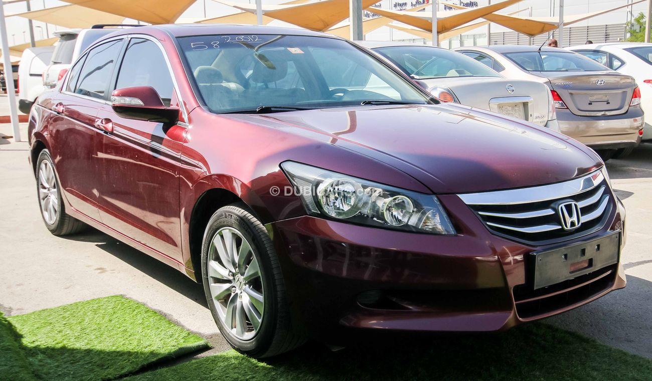 هوندا أكورد i-VTEC