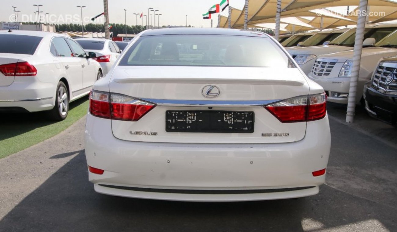 Lexus ES350