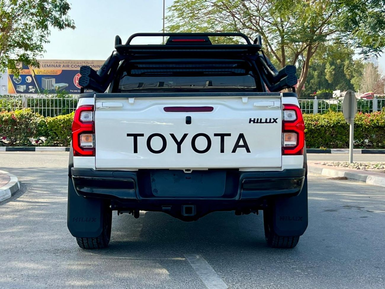 تويوتا هيلوكس 