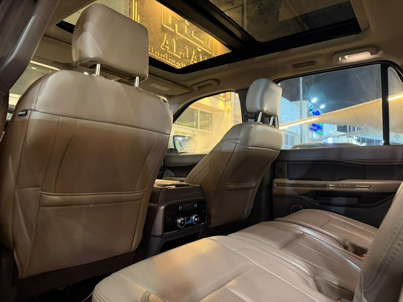 Ford Expedition XLT FORD EXPEDITION XLT 2019 GCC | ACCIDENTS FREE | ORIGINAL PAINT