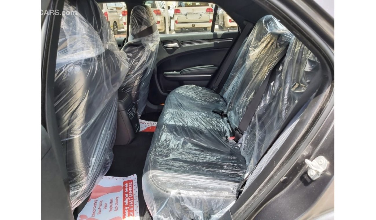 Chrysler 300s Very Clean Car