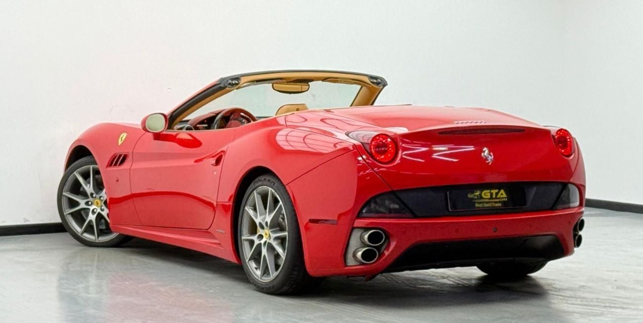 Ferrari California Std 4.3L (460 HP) 2012 Ferrari California,  Service History,Excellent Condition,GCC