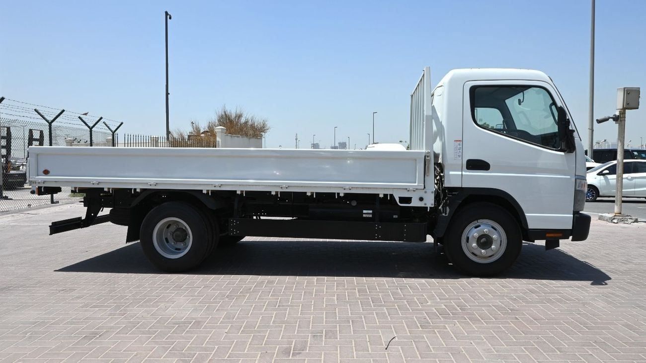 Mitsubishi Fuso Canter MITSUBISHI CANTER CARGO 4.2L DSL SCABIN 4X2 MT WITH ORIGINAL BODY 2024MY