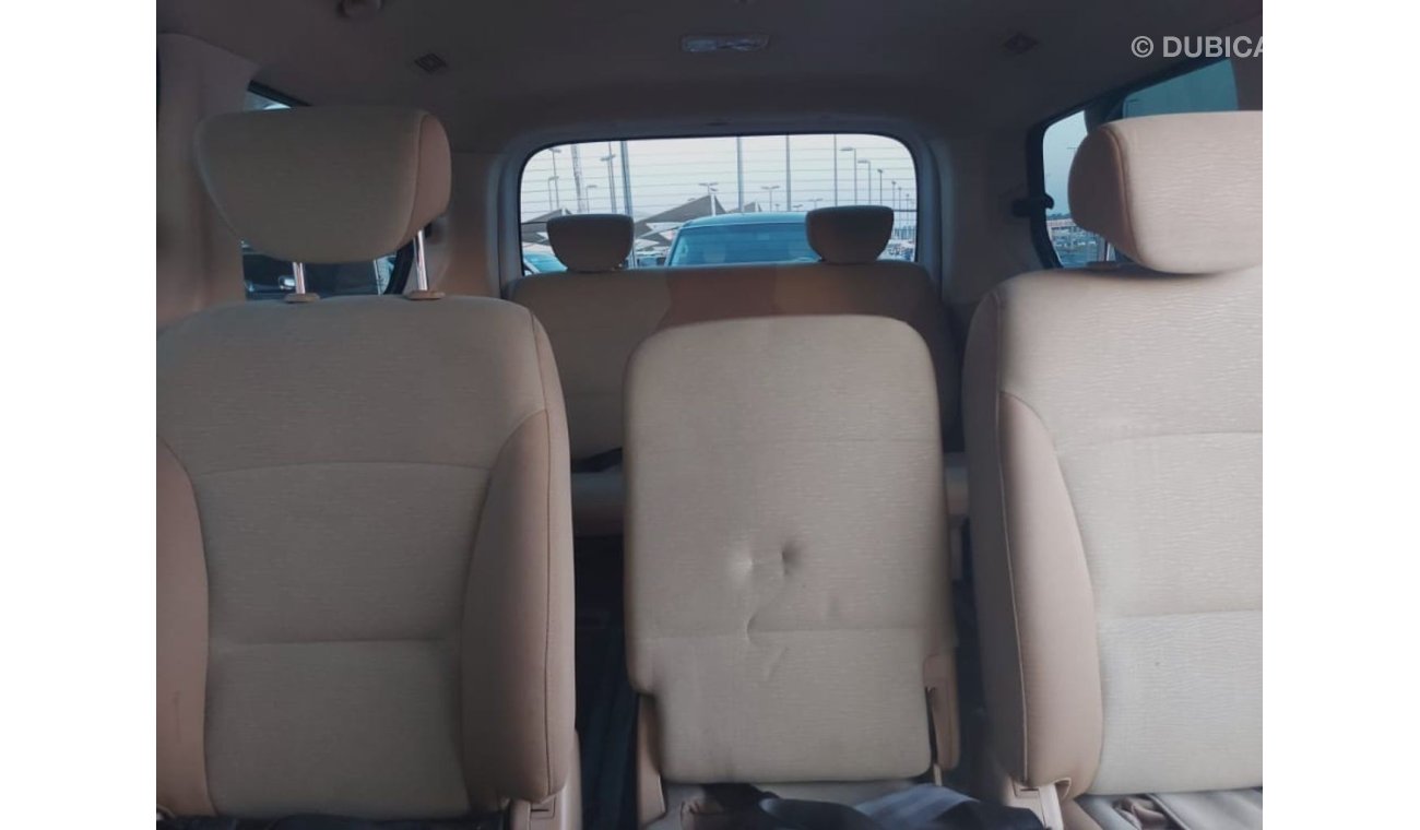 Hyundai H-1 HYUNDAI H1 - 2015