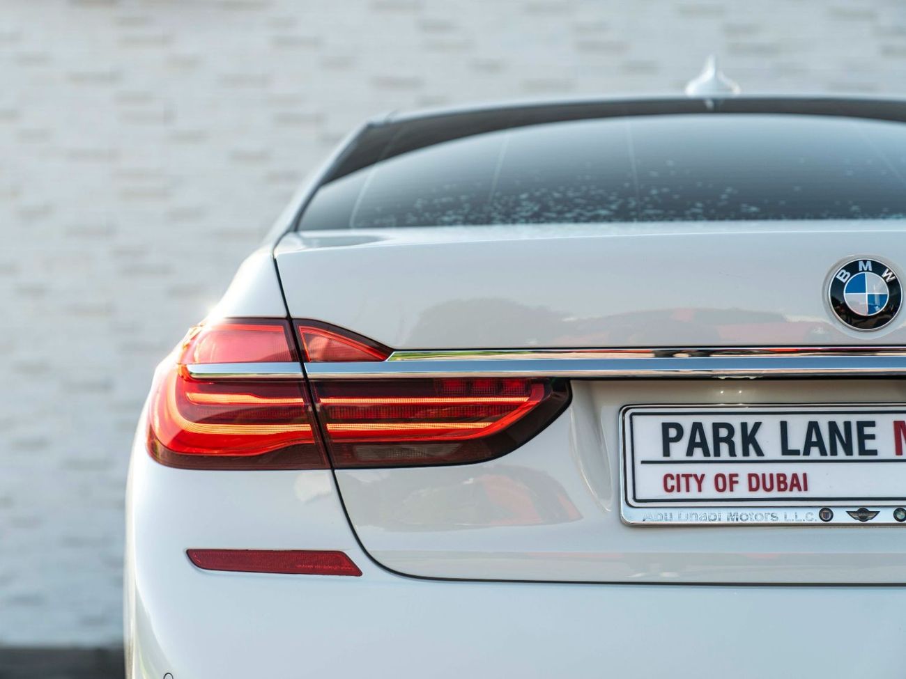 BMW 730Li AED 1,887 PM • BMW 730 LI • M-SPORT PACK • ONLY 63,000 KMS • FULLY LOADED • PRISTINE CONDITION