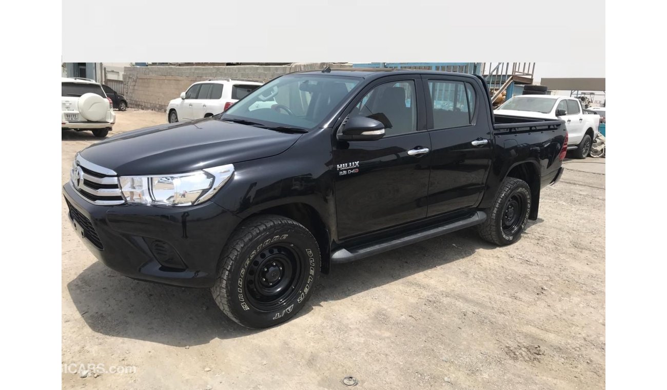 Toyota Hilux Pick Up Diesel 2.8 L 2 Wheel Drive Color Black Year 2015