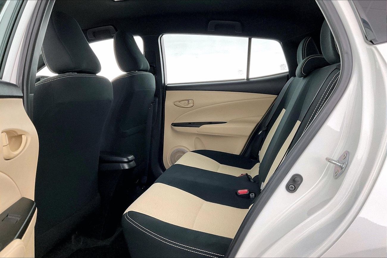 تويوتا يارس SE / E | سنة ضمان مجانية | 0 دفعة أولى | سياسة الإعادة بعد 7 أيام