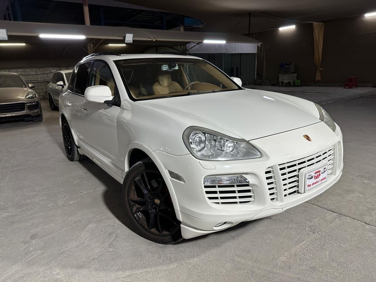Porsche Cayenne PORSCHE CAYENNE GTS 2008 | SUNROOF | TWO KEYS | VERY LOW MILEAGE!