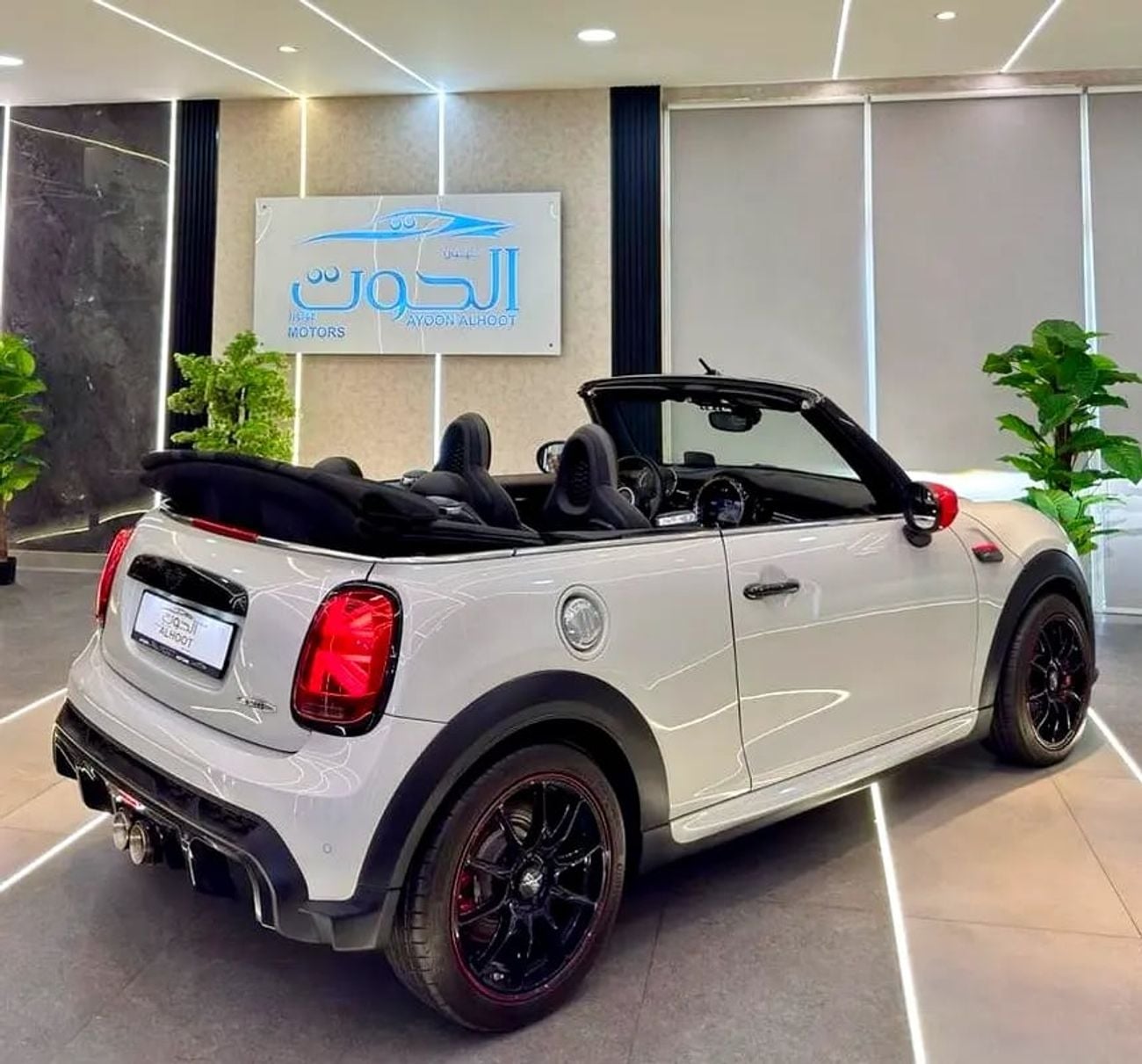Mini Cooper CONVERTIBLE JCW || STYLISH II AWESOME COLOR I| EXCEPTIONAL PERFORMANCE