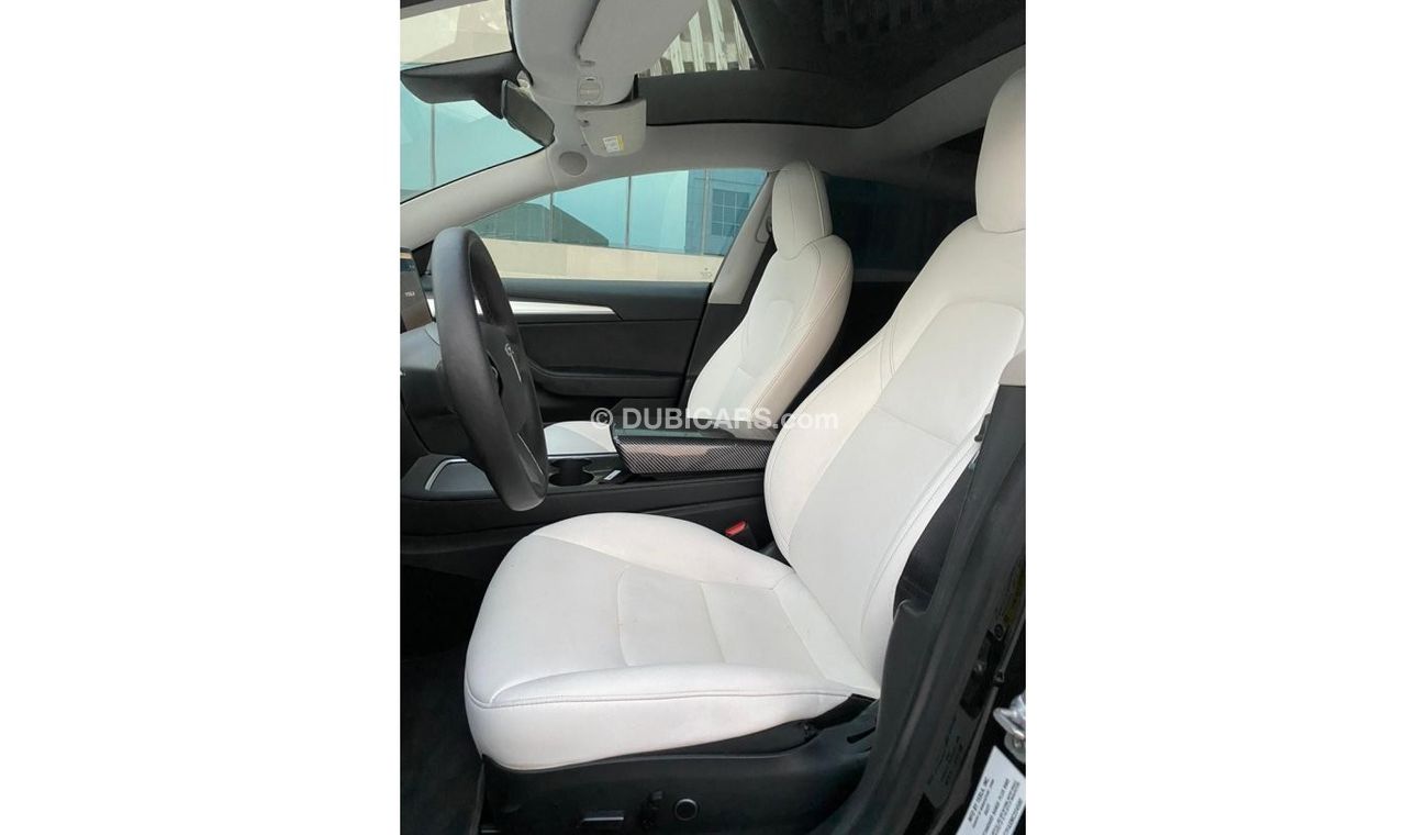 Tesla Model 3 Standard Plus ....….............................…..… Tesla Model 3 Standard Range Plus Model: 2021 W