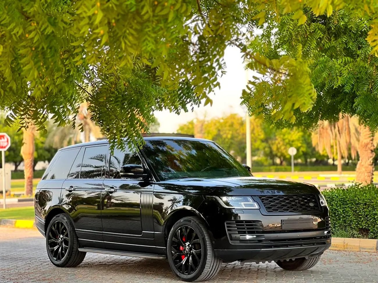 لاند روفر رينج روفر Supercharged | GCC Specs | Low Mileage