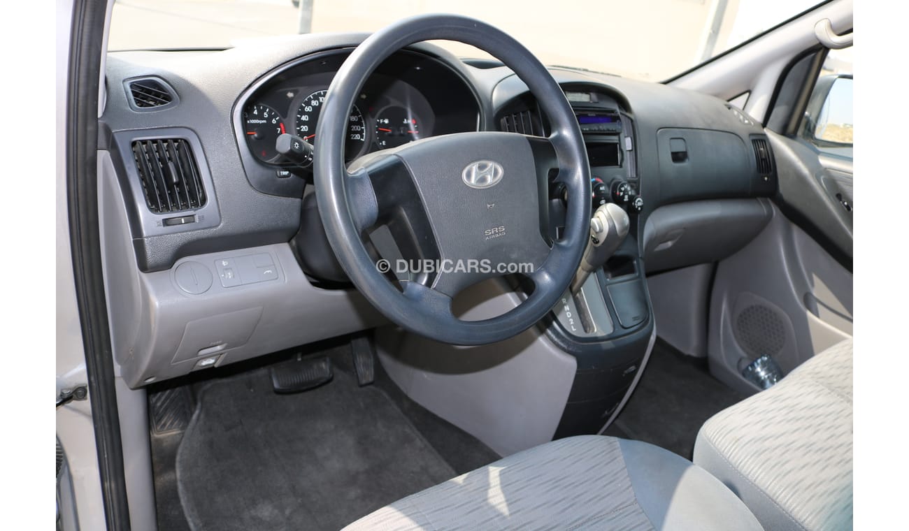 Hyundai H-1 9 SEATER AUTOMATIC PASSENGER VAN