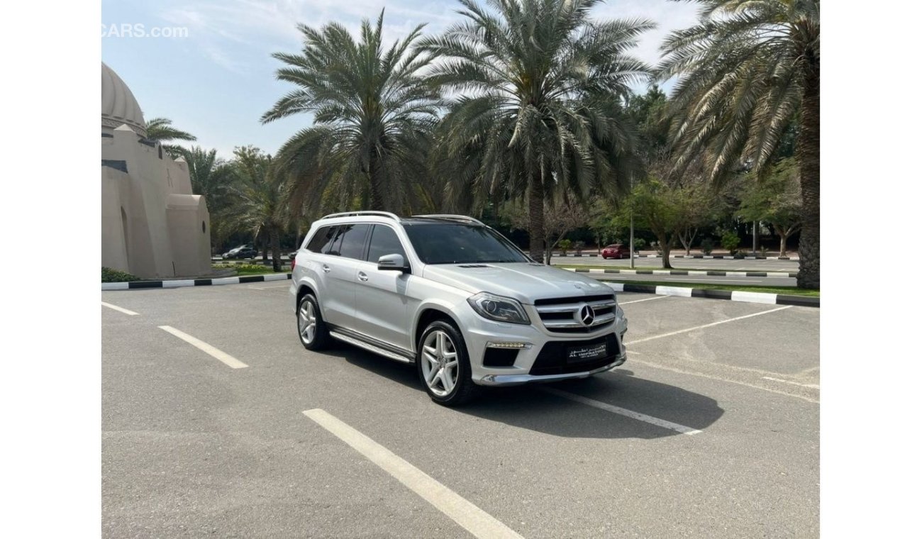 مرسيدس بنز GL 500 Std Std Std Very clean