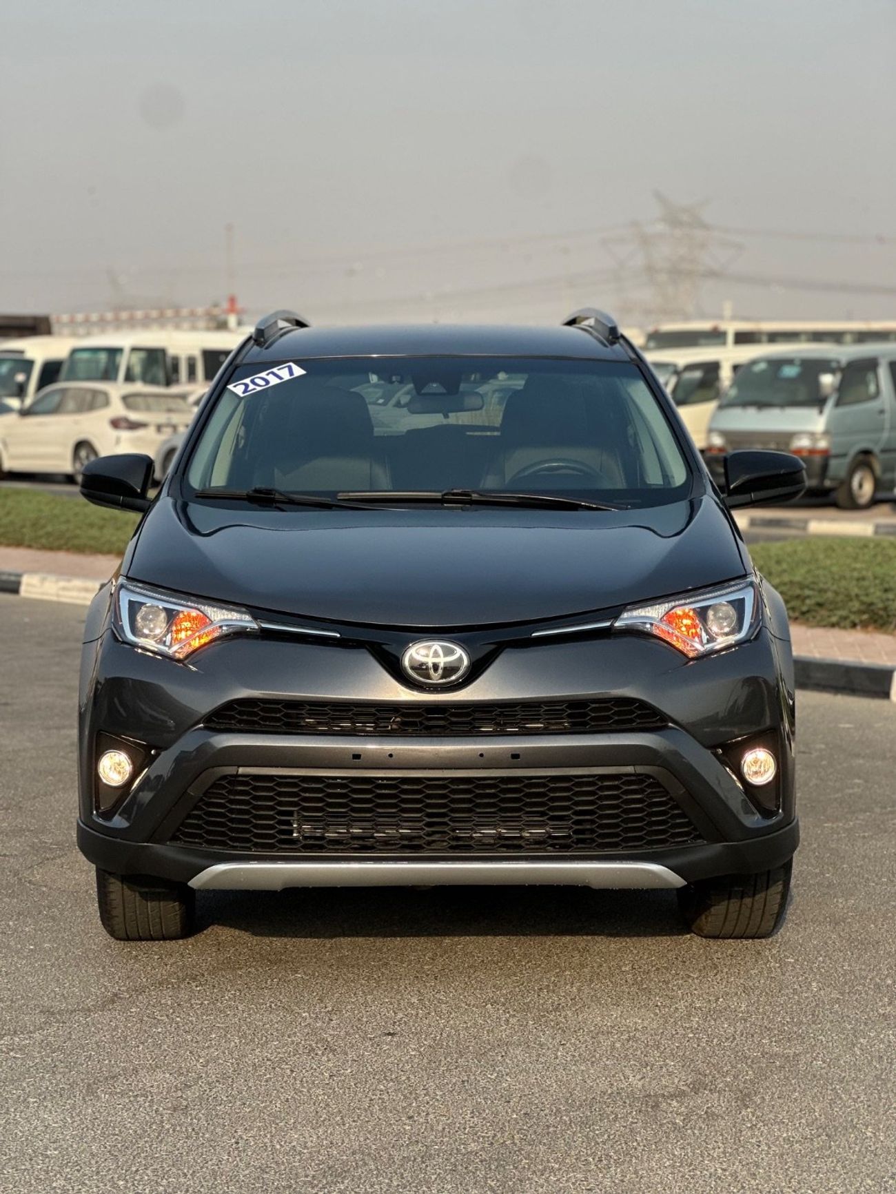 Toyota RAV4 2017 good condition leather seats