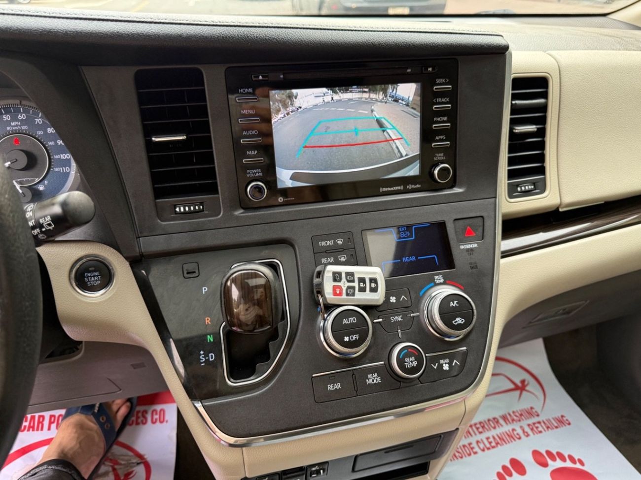 تويوتا سيينا 2019 LIMITED SUNROOF V6 USA IMPORTED