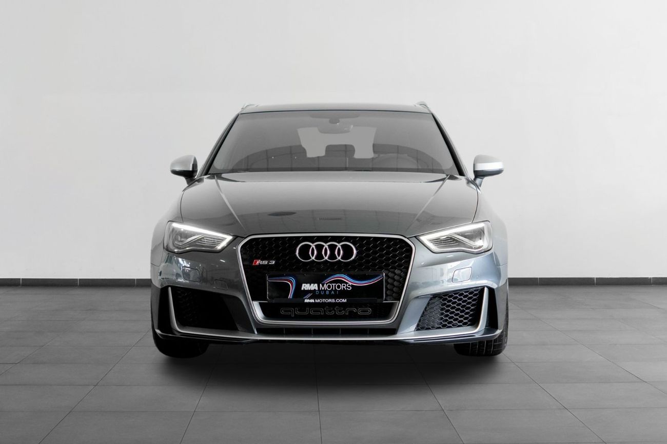 Audi RS3 TFSI quattro 2016 Audi RS3 Hatchback / Full-Service History