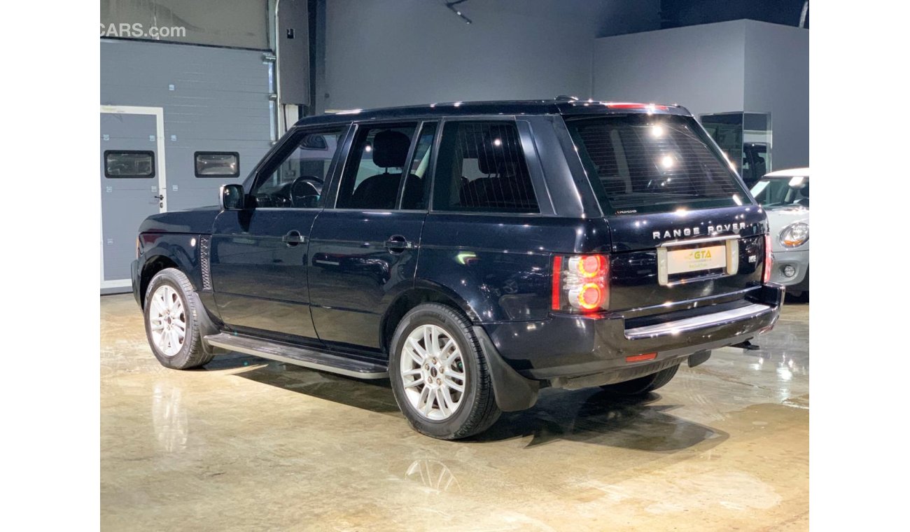 Land Rover Range Rover Vogue HSE 2012 Range Rover Vogue HSE, Full Service History, GCC