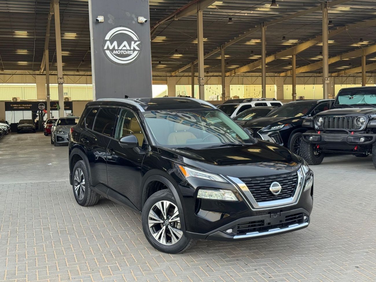 Nissan Rogue 2.5L V4 / LOW MILEAGE 56000 ONLY / PANORAMA / ACTIVE RADAR / ROAD ASSIST / REMOTE START