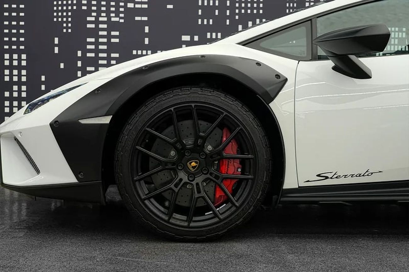 Lamborghini Huracan STERRATO 5.2L V10