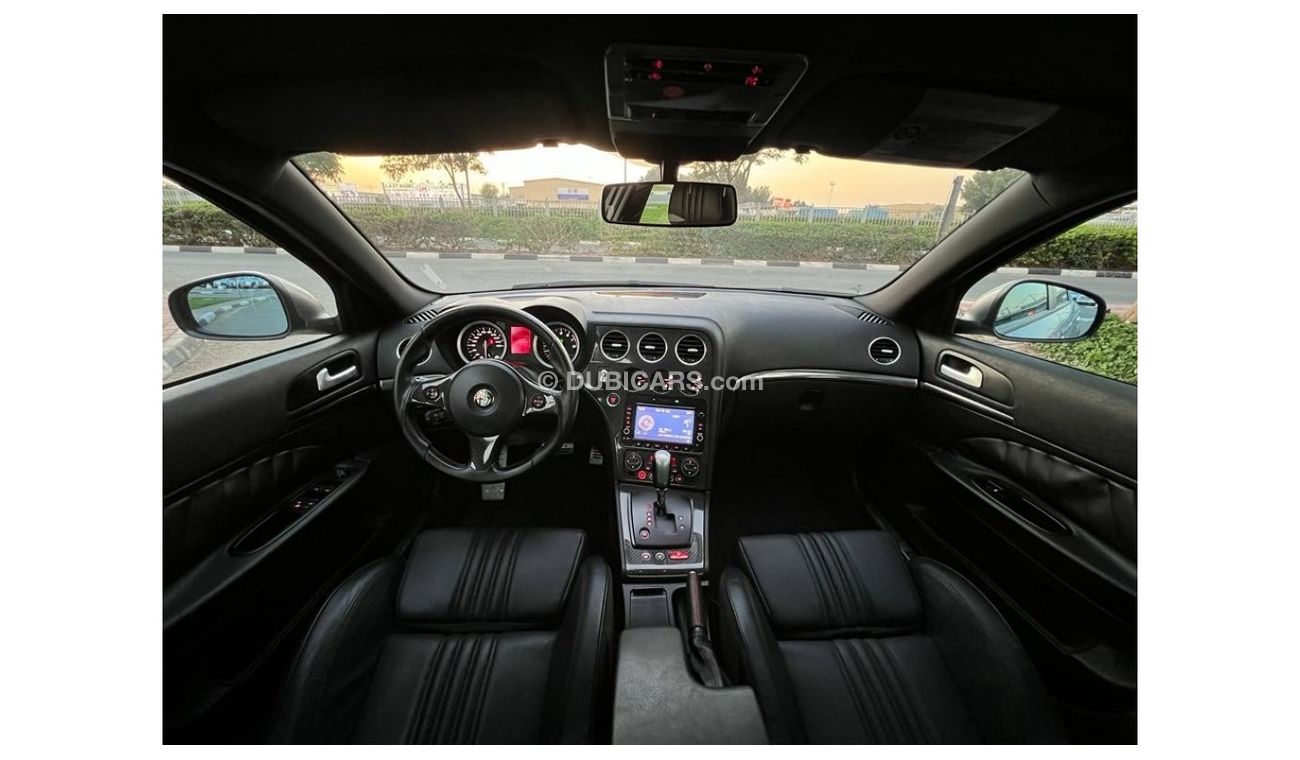 Alfa Romeo Alfa 159 ALFA ROMEO 159 GCC 2012 BRAND NEW LOW MILEAGE ORIGINAL PAINT FULL SERVICE HISTORY