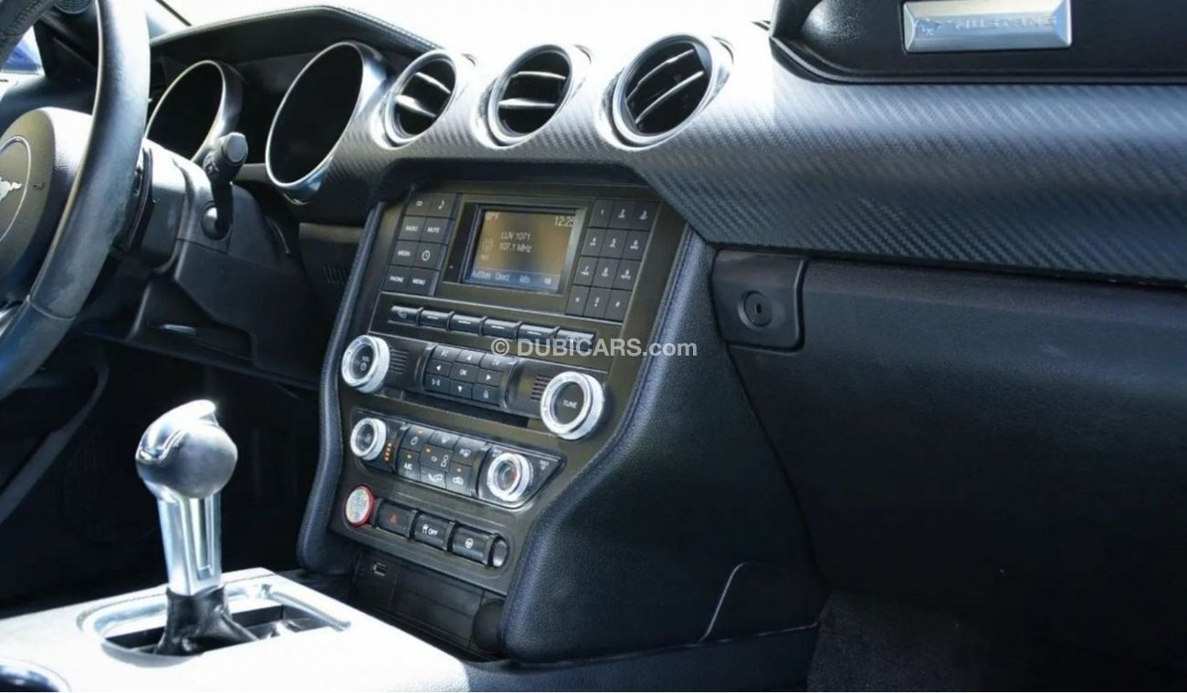 Ford Mustang EcoBoost SOLD!!!!*LOW MILES* Mustang V4 Turbo 2018/Leather Interior/Very Good Condition