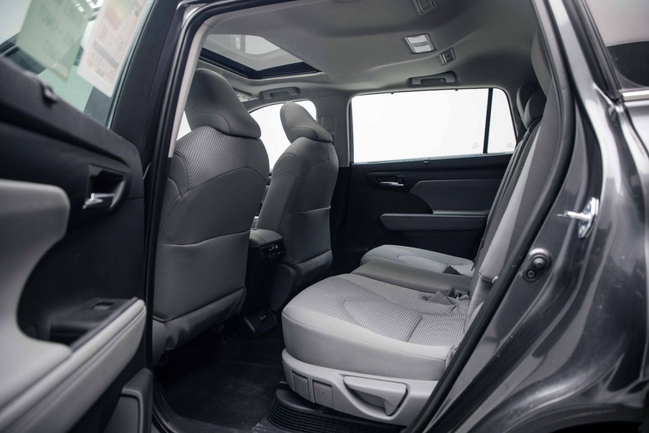 تويوتا هايلاندر GLE Hybrid 2.5L - Grey Metallic Inside Grey | Export Only