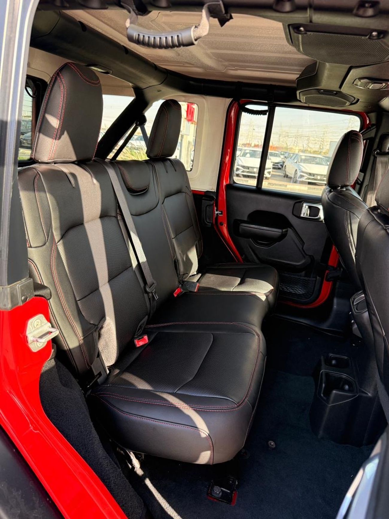 Jeep Wrangler Unlimited Sport S 2.0L A/T