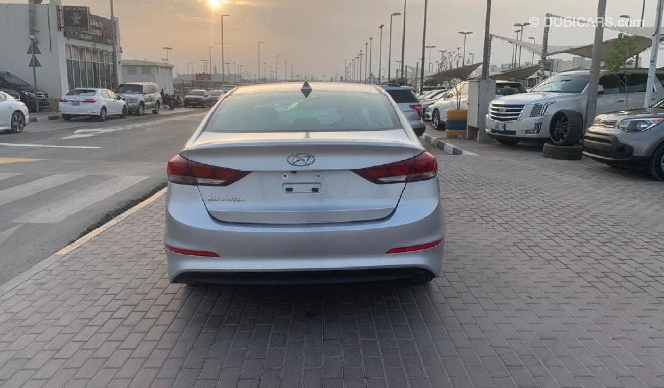 هيونداي إلانترا GL Low Mileage