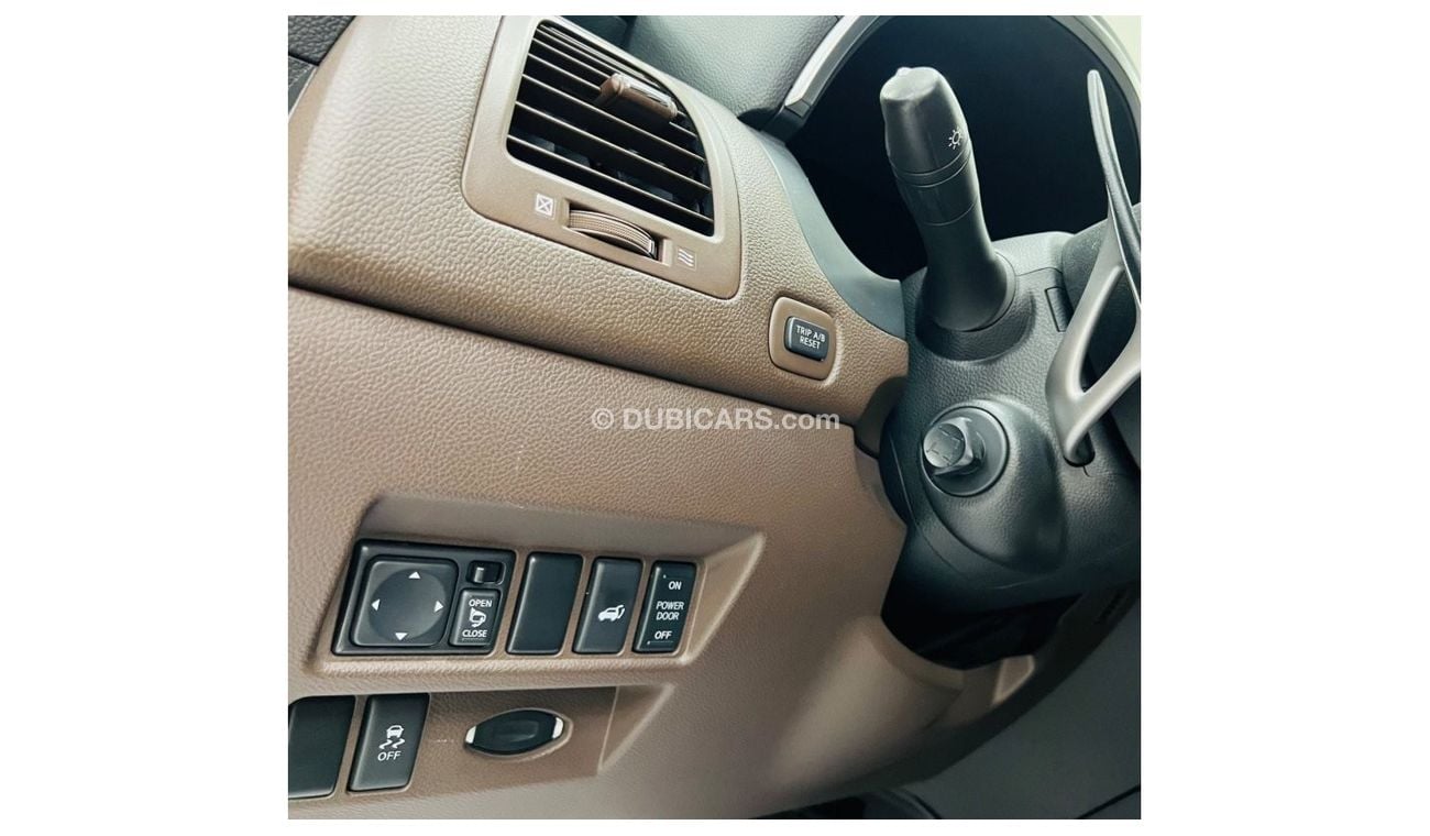 Infiniti QX70 Luxury GCC .. Full Options .. V6 .. NAV .