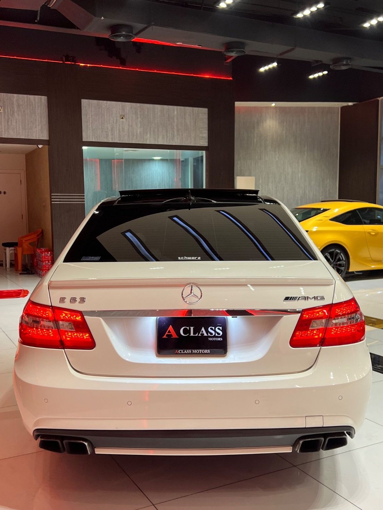 مرسيدس بنز E 63 AMG S 5.5L
