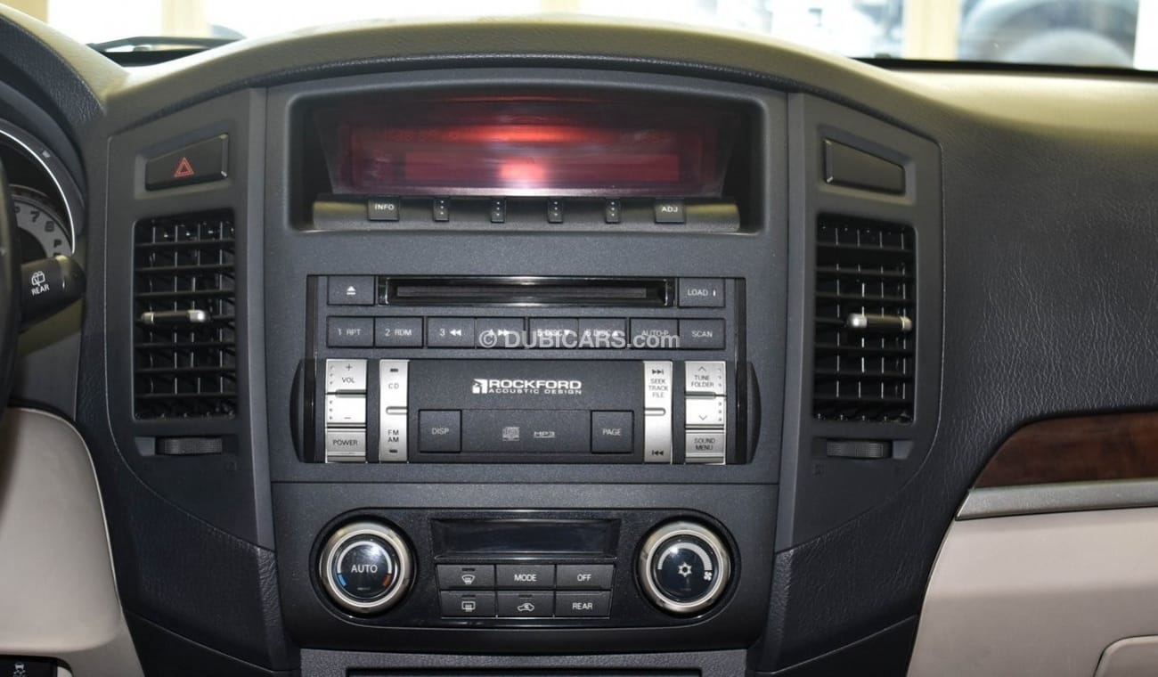 Mitsubishi Pajero GLS V6