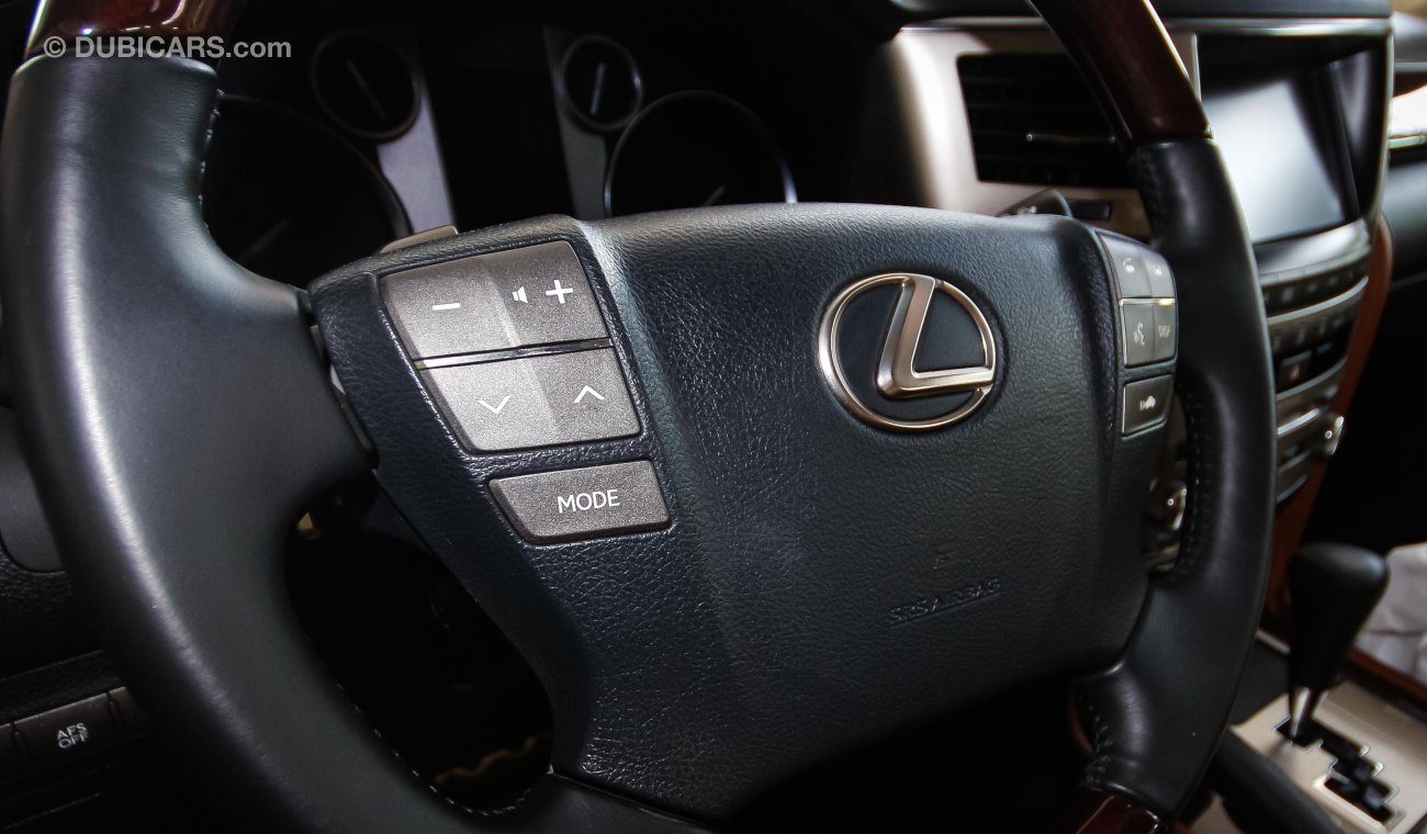 Lexus LX570 S